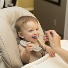 Faire face aux maladies infantiles : guide pour les parents